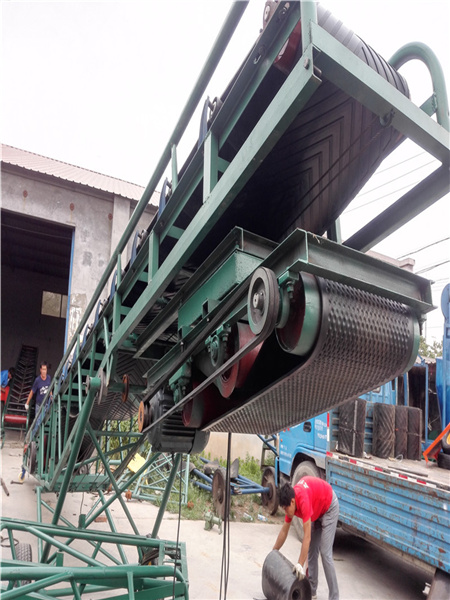 新鄉(xiāng)帶拋糧的皮帶輸送機